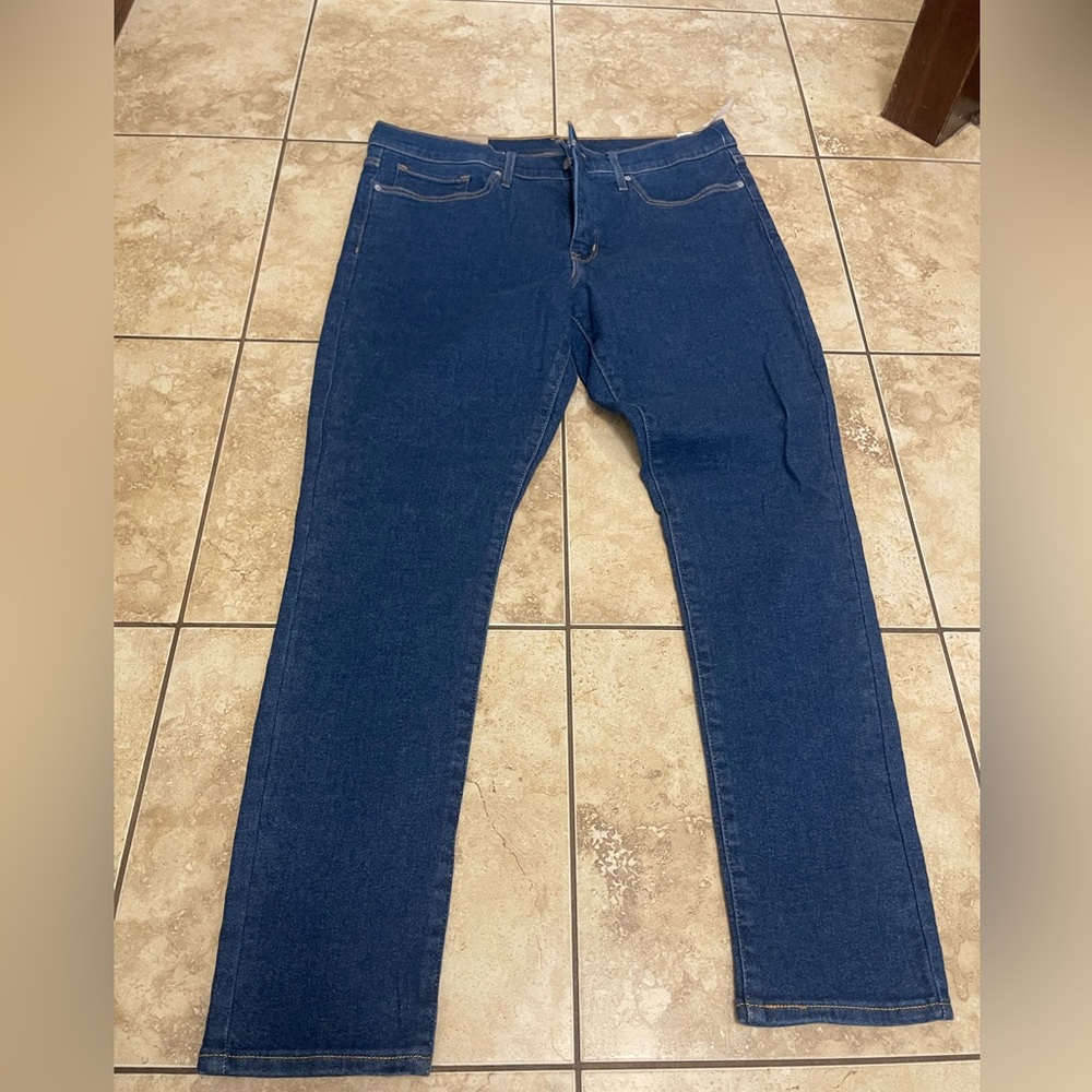 Levi jeans